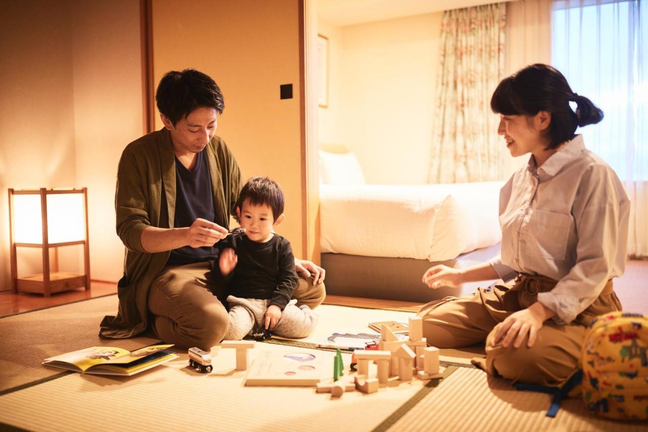 Omo7 Asahikawa By Hoshino Resorts Exterior foto A Japanese family